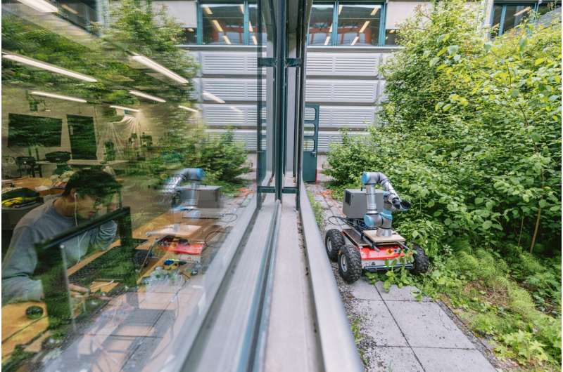 ChatGPT designs its first robot with TU Delft researchers