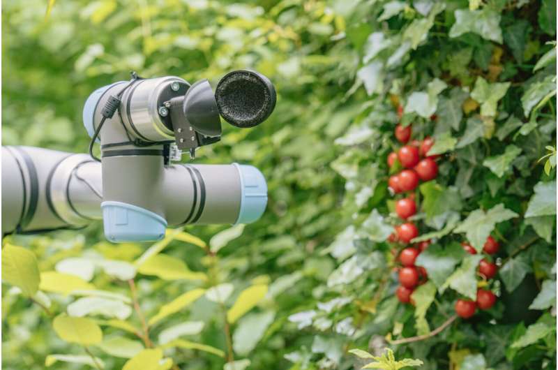 ChatGPT designs its first robot with TU Delft researchers