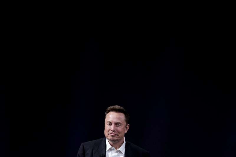 Under Elon Musk, Twitter has seen content moderation reduced to a minimum with glitches and rash decisions scaring away celebrities and major advertisers. Under Elon Musk, Twitter has seen content moderation reduced to a minimum with glitches and rash decisions scaring away celebrit